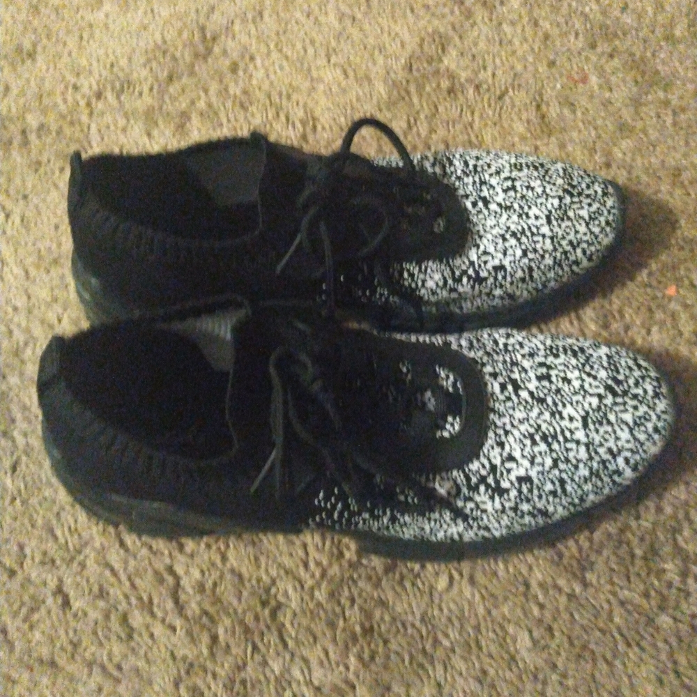 New size 9 slip on shoes